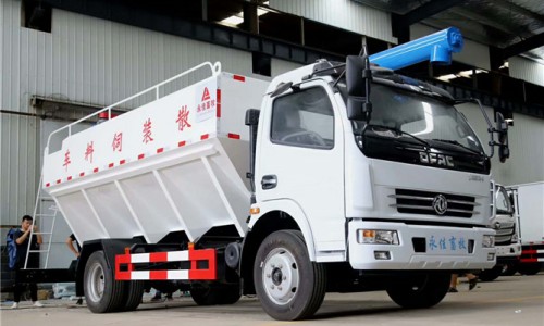 12立方東風(fēng)散裝飼料運輸車 