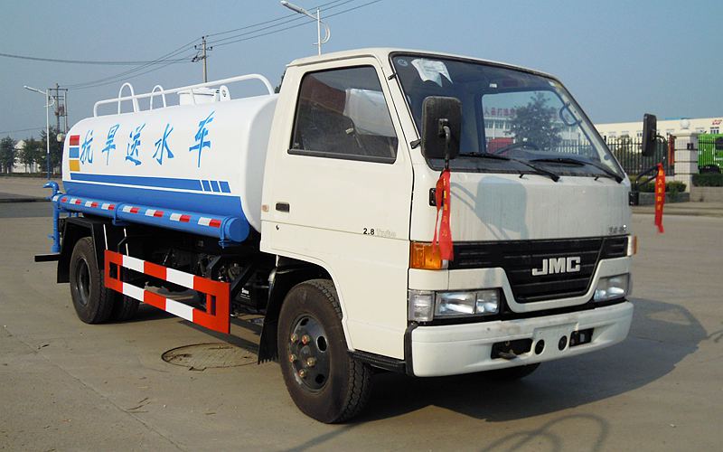 江鈴5噸灑水車(chē) 